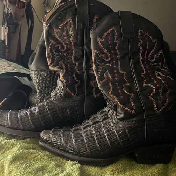 Boots - Picture 2 of 2